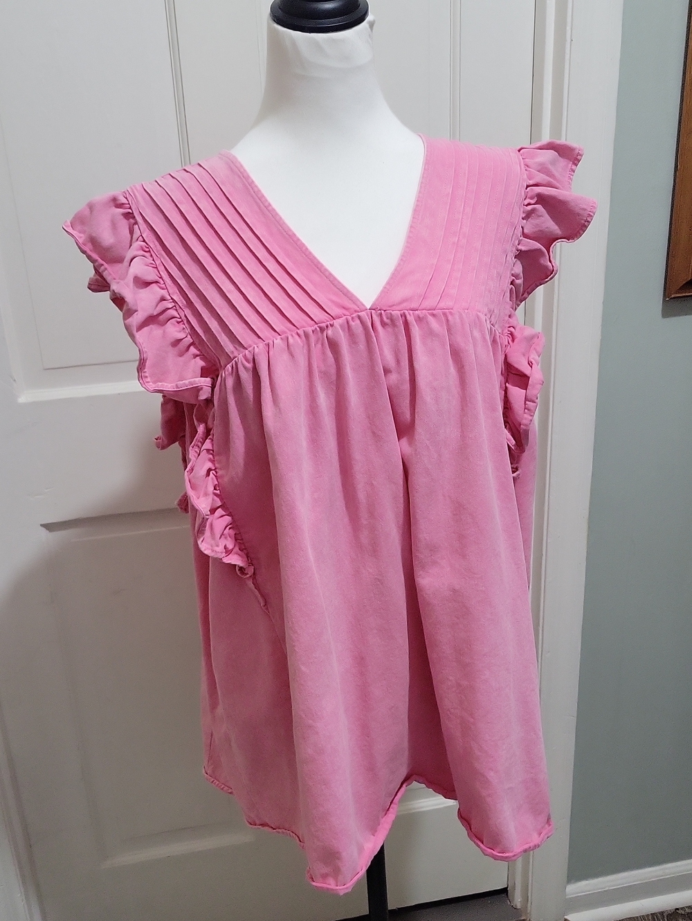 entro Womens Pink Ruffle V-Neck Sleeveless Pintuck Blouse 100% Cotton Sz 2x